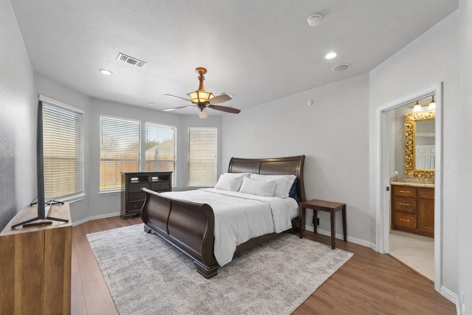 2011 Brianna Lane Arlington TX 76001