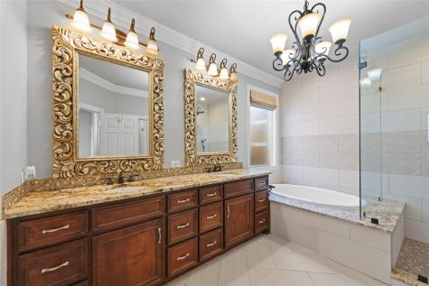 2011 Brianna Lane Arlington TX 76001