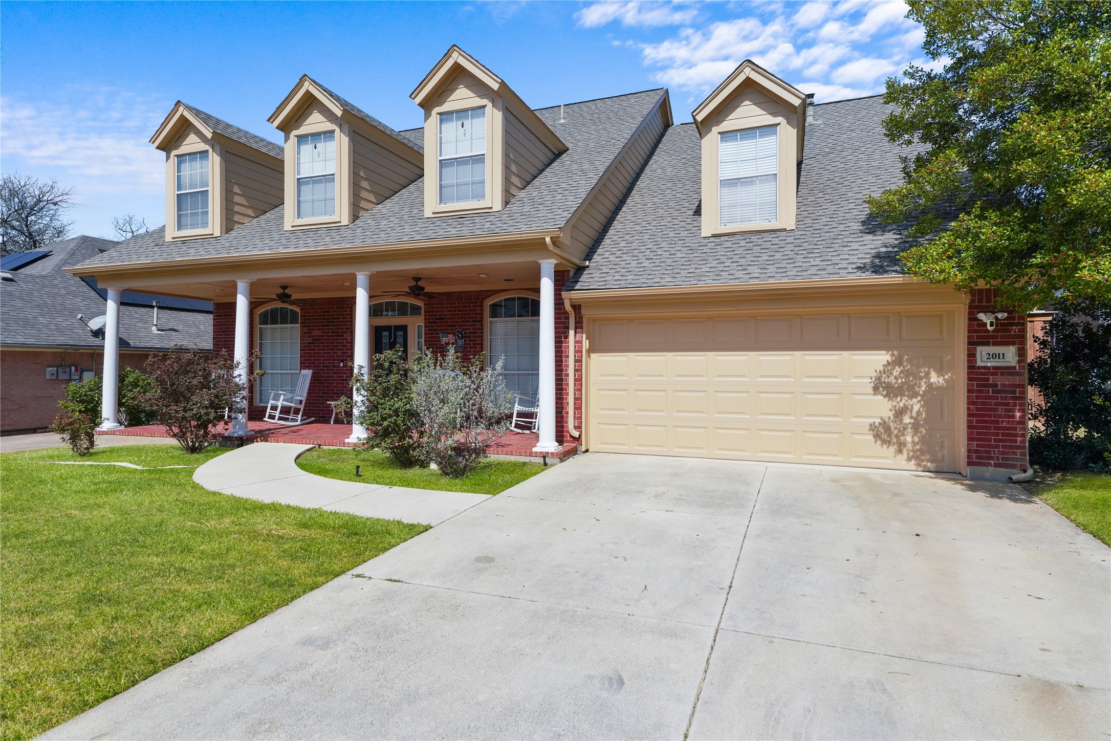 2011 Brianna Lane Arlington TX 76001