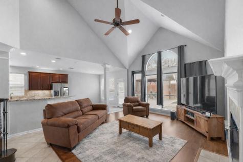 2011 Brianna Lane Arlington TX 76001