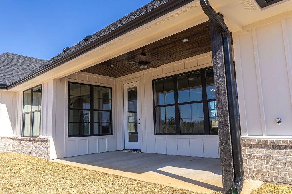 7608 Cr 317 S Henderson TX 75654