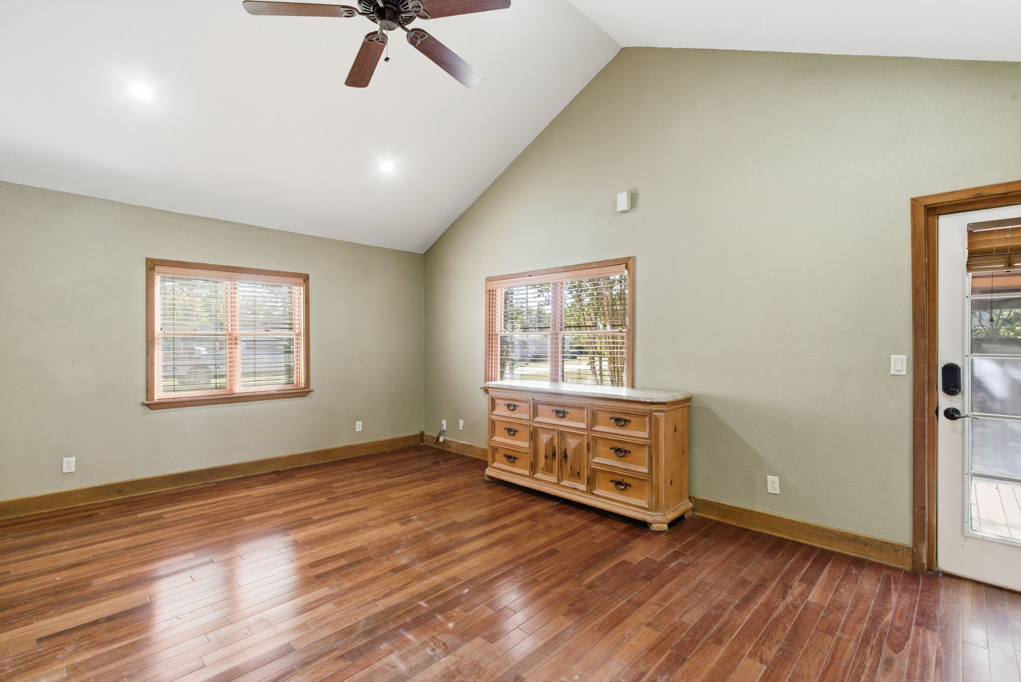 200 N Elm Lane Tolar TX 76476