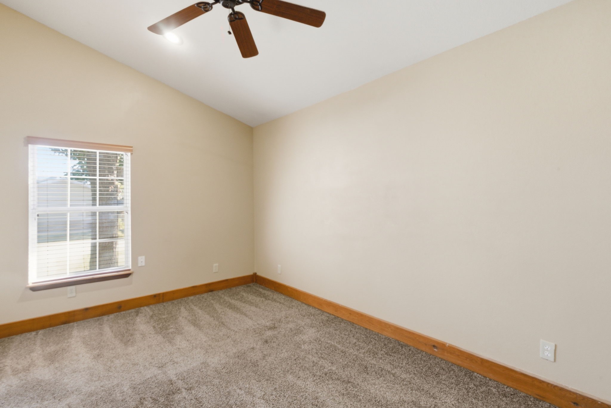 200 N Elm Lane Tolar TX 76476