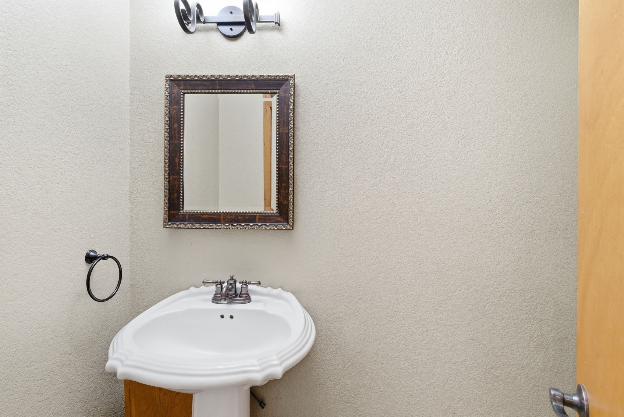 200 N Elm Lane Tolar TX 76476