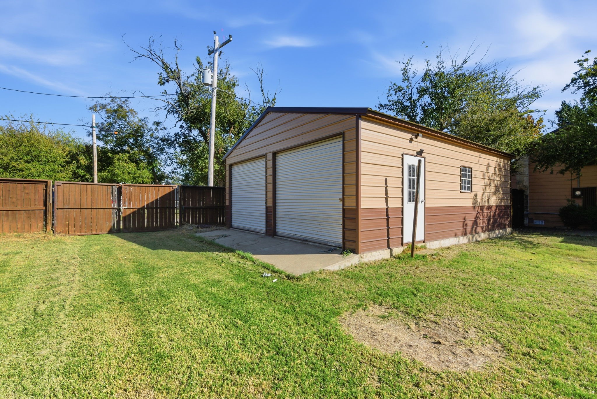 200 N Elm Lane Tolar TX 76476