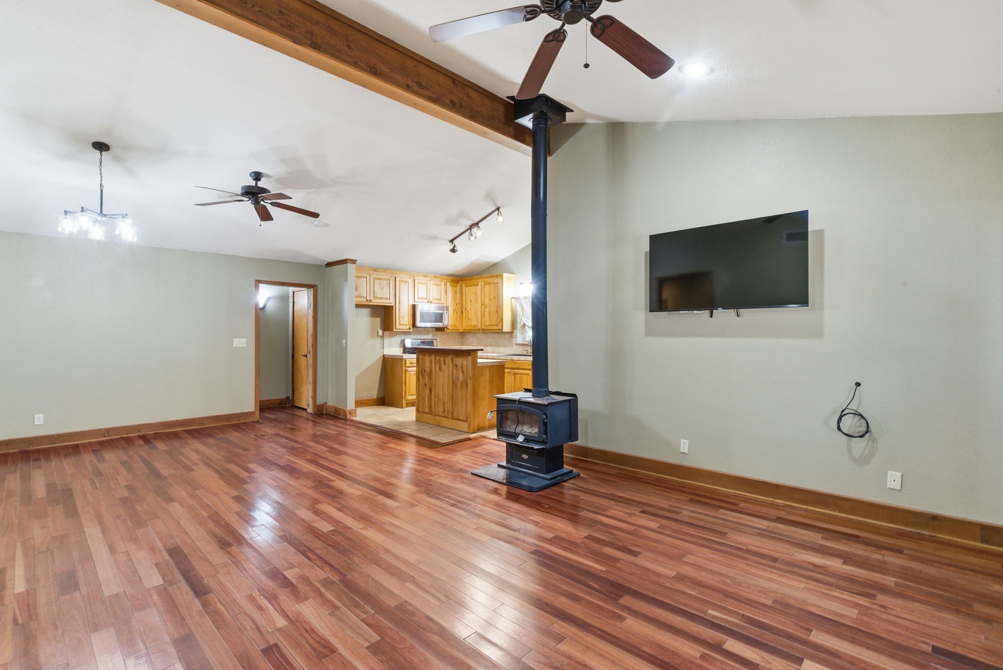 200 N Elm Lane Tolar TX 76476