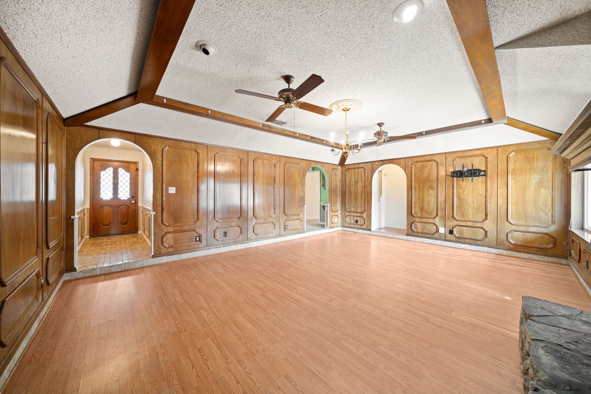 704 Morning Glory Lane Bedford TX 76021