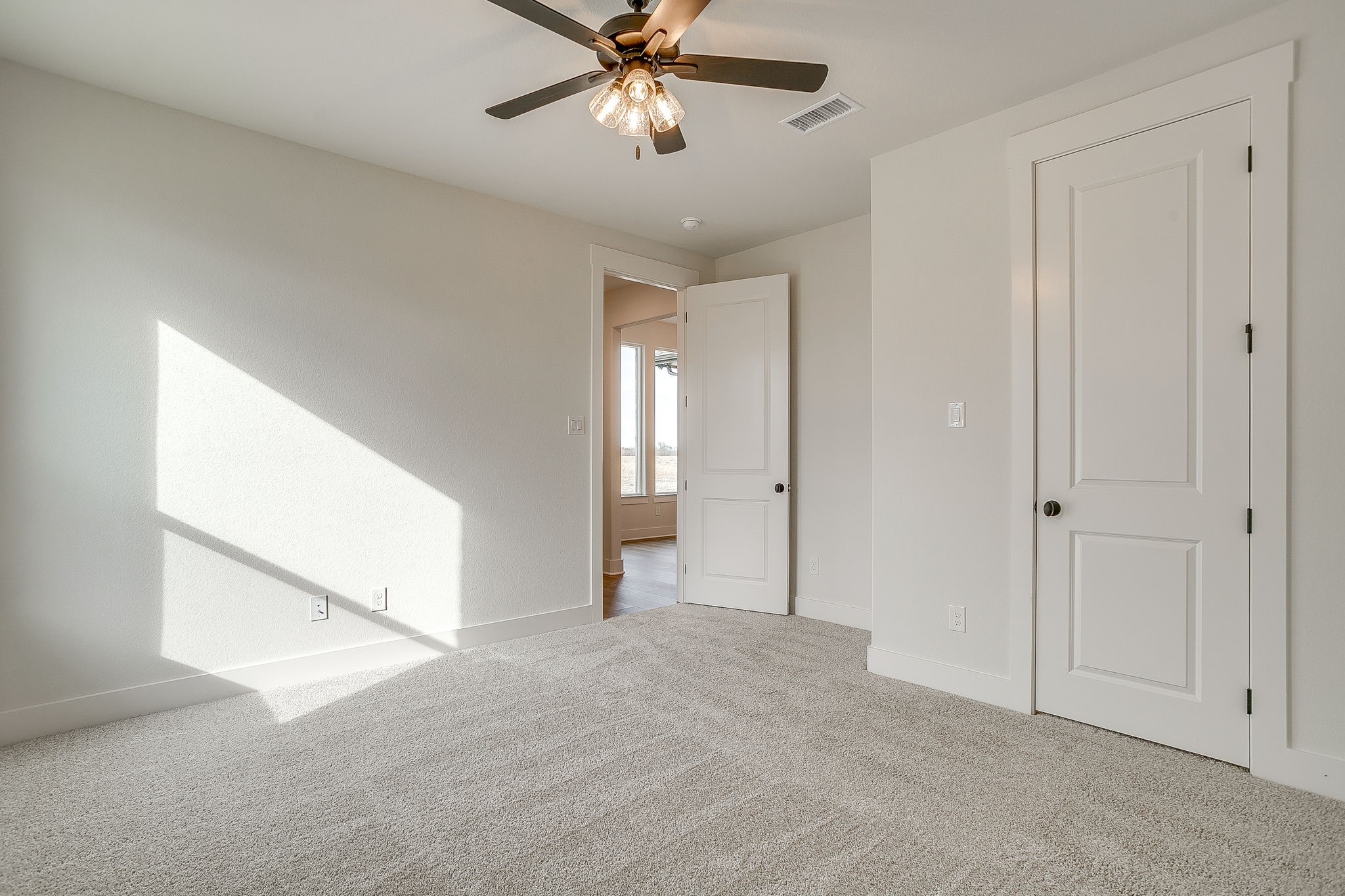 136 Lana Garden Way Waxahachie TX 75165