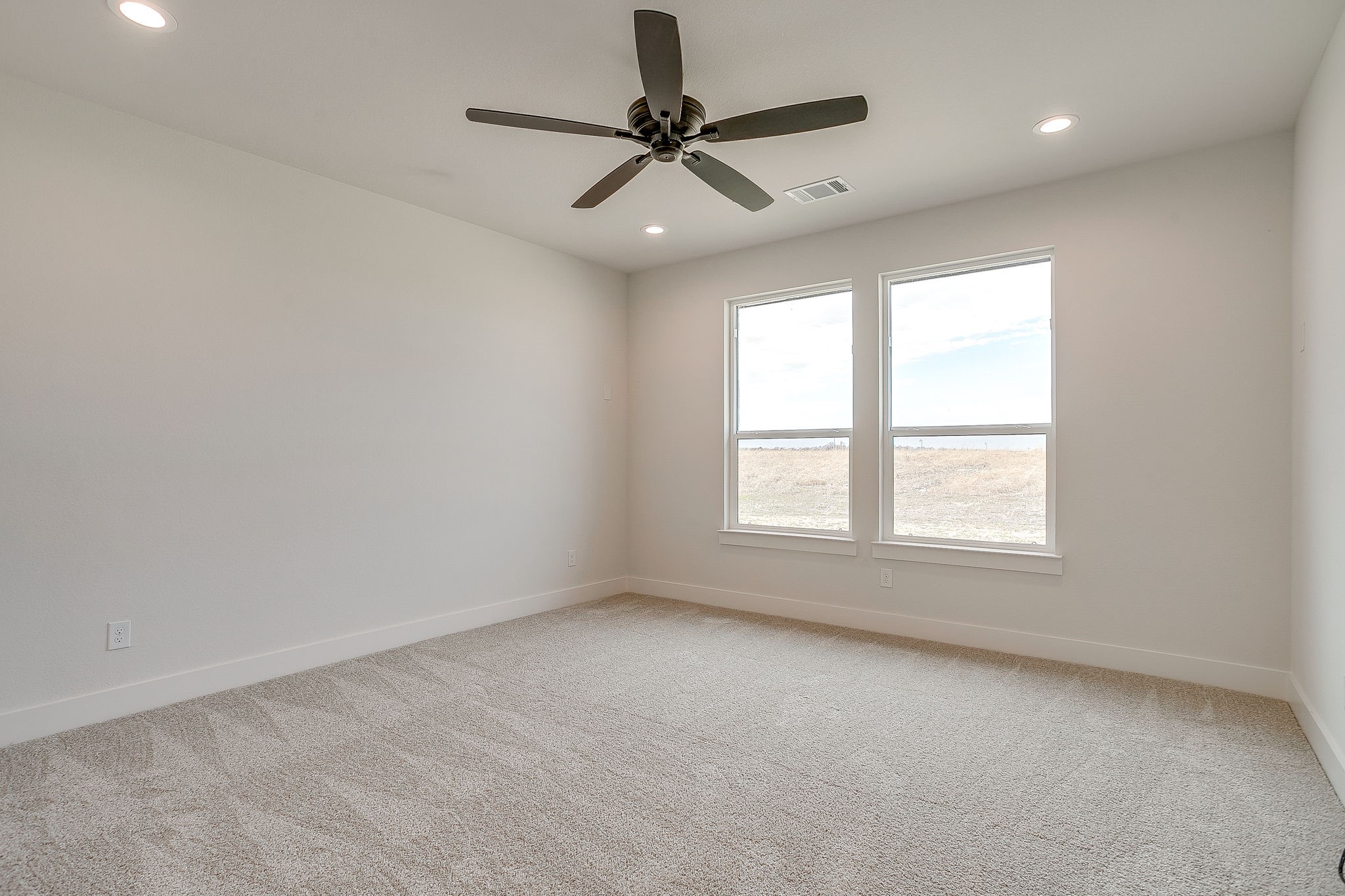 136 Lana Garden Way Waxahachie TX 75165