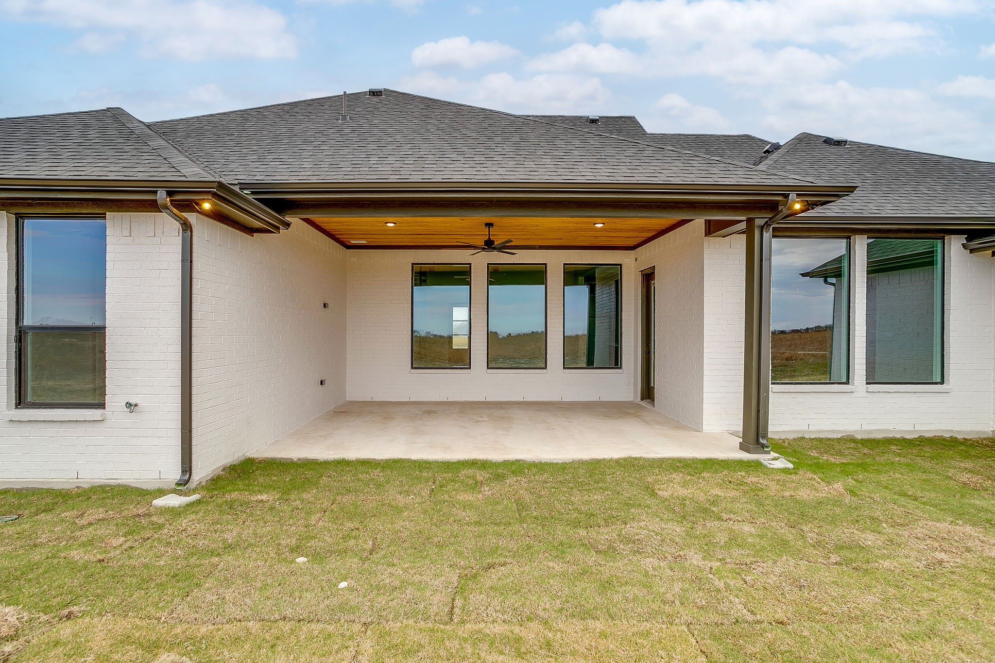 136 Lana Garden Way Waxahachie TX 75165