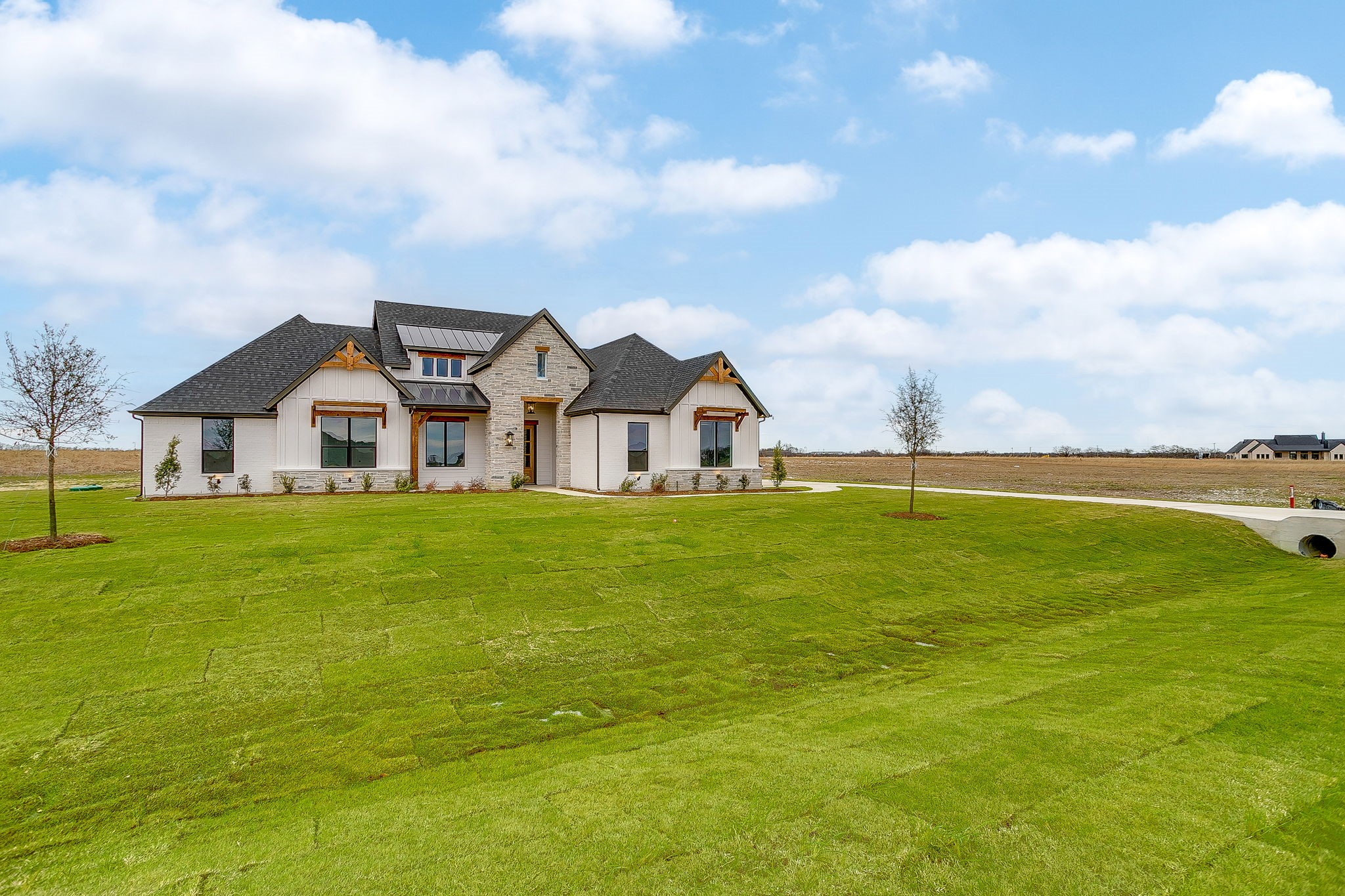 136 Lana Garden Way Waxahachie TX 75165