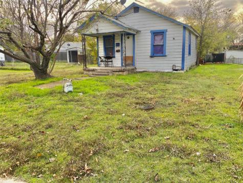 312 S Hampshire Street Saginaw TX 76179
