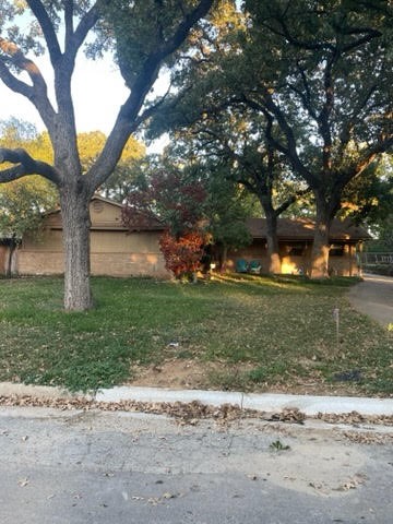 1605 Carl Street Fort Worth TX 76103