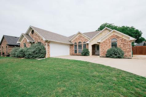 706 W Sherman Drive Aubrey TX 76227