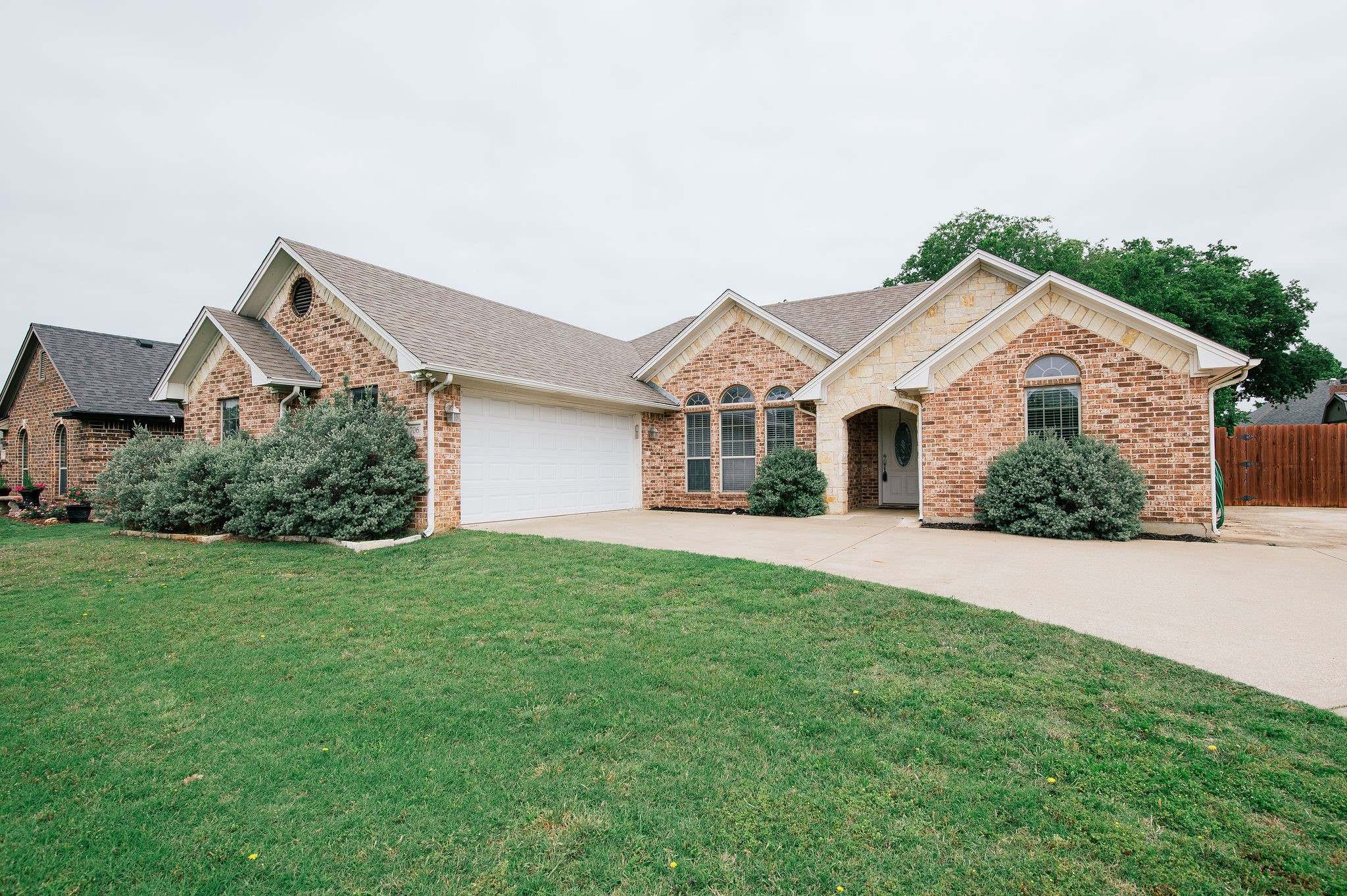 706 W Sherman Drive Aubrey TX 76227