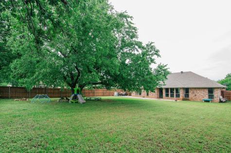 706 W Sherman Drive Aubrey TX 76227