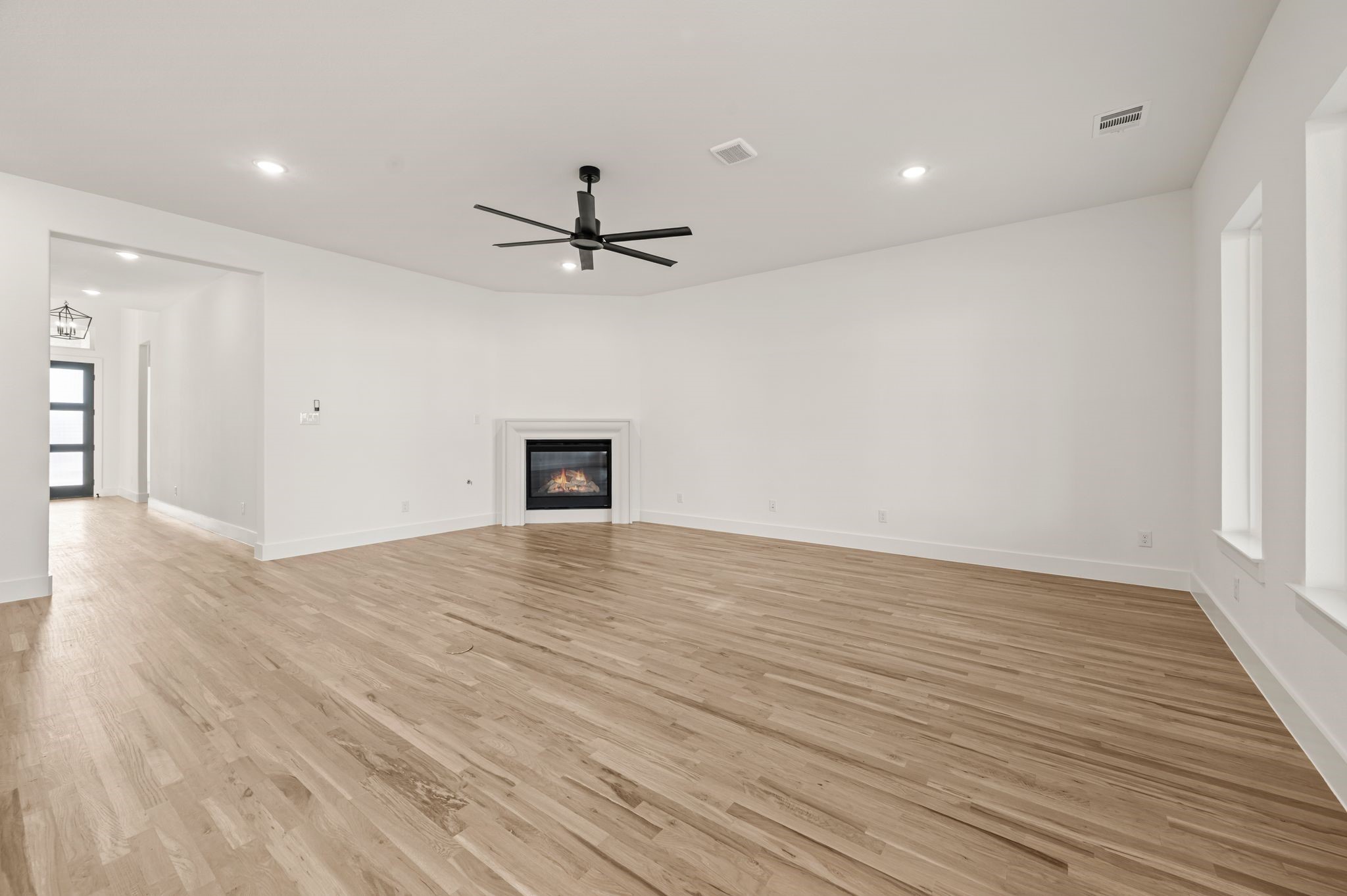 912 Highlands Avenue Aledo TX 76008