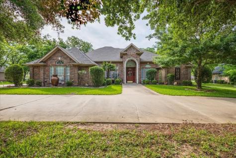 9615 Champions Drive Granbury TX 76049