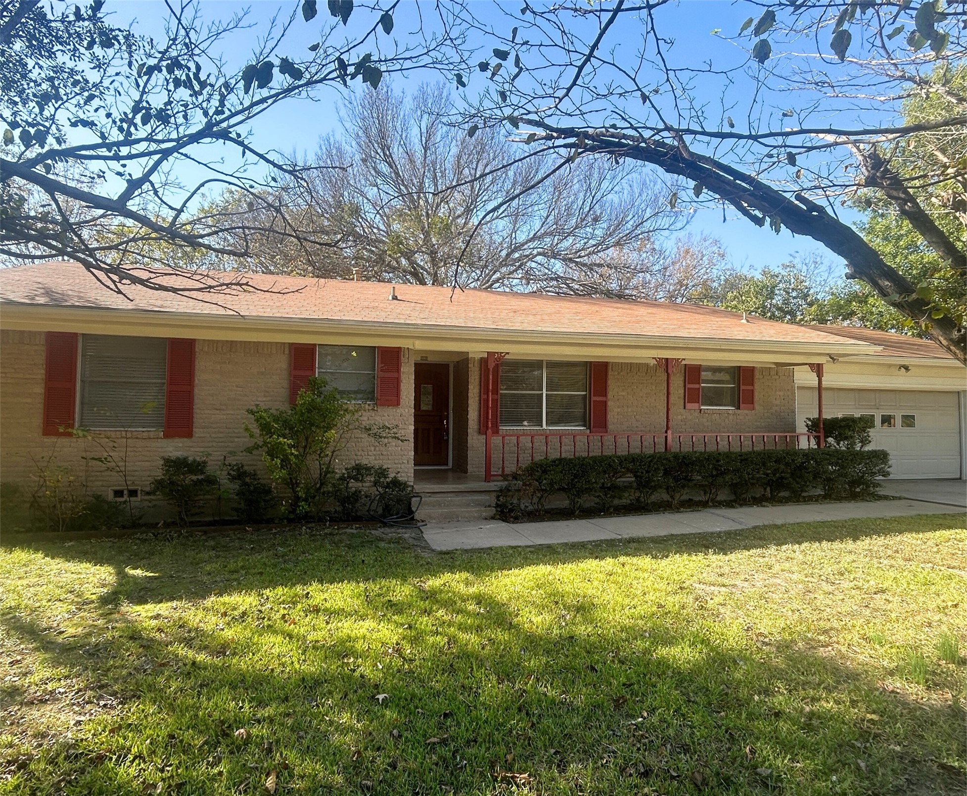 2609 Washington Street Commerce TX 75428