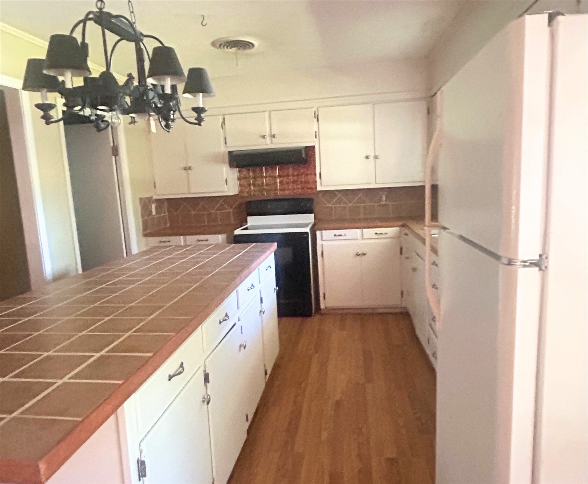 2609 Washington Street Commerce TX 75428