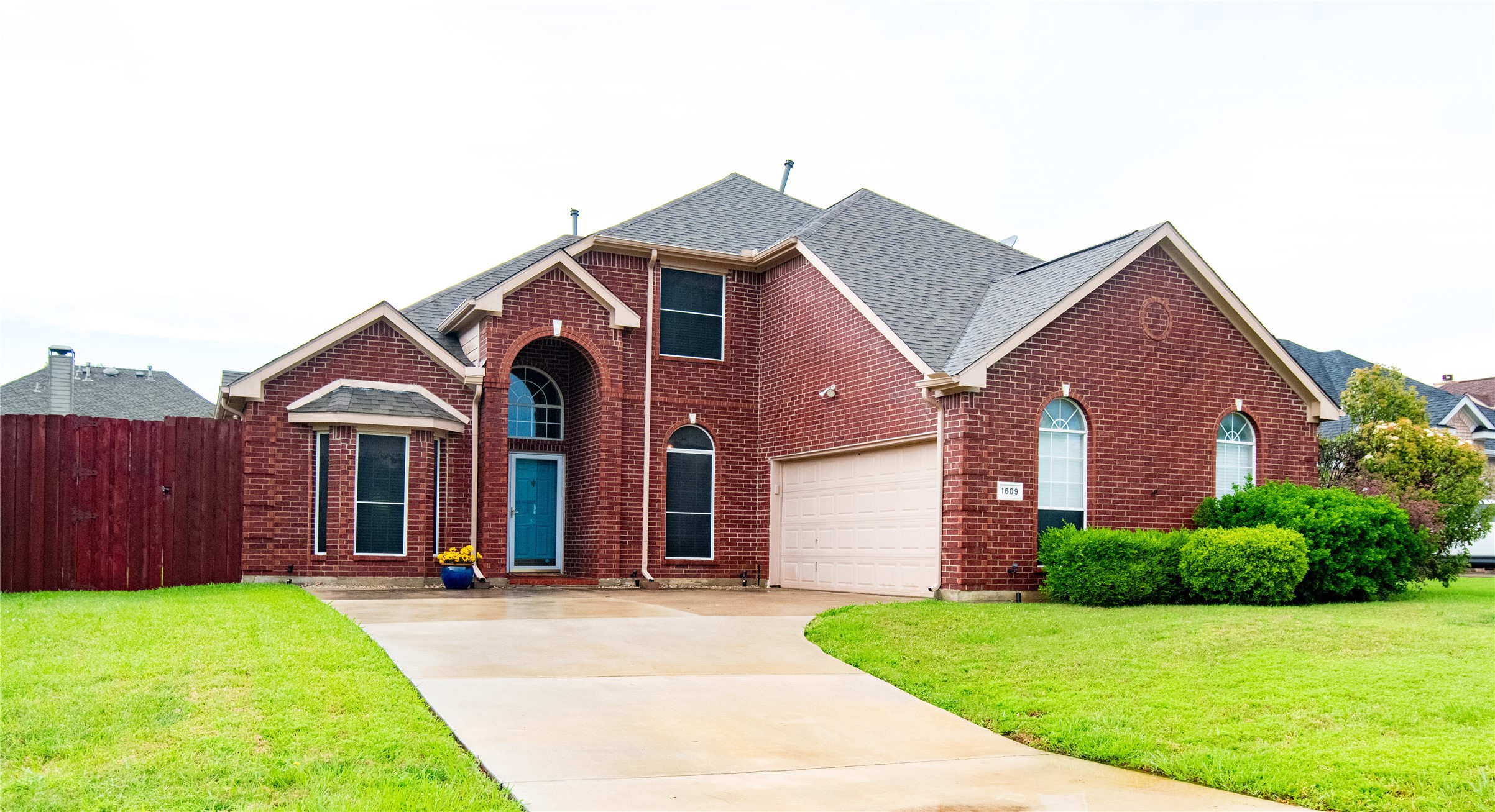 1609 Fairfax Drive Mansfield TX 76063