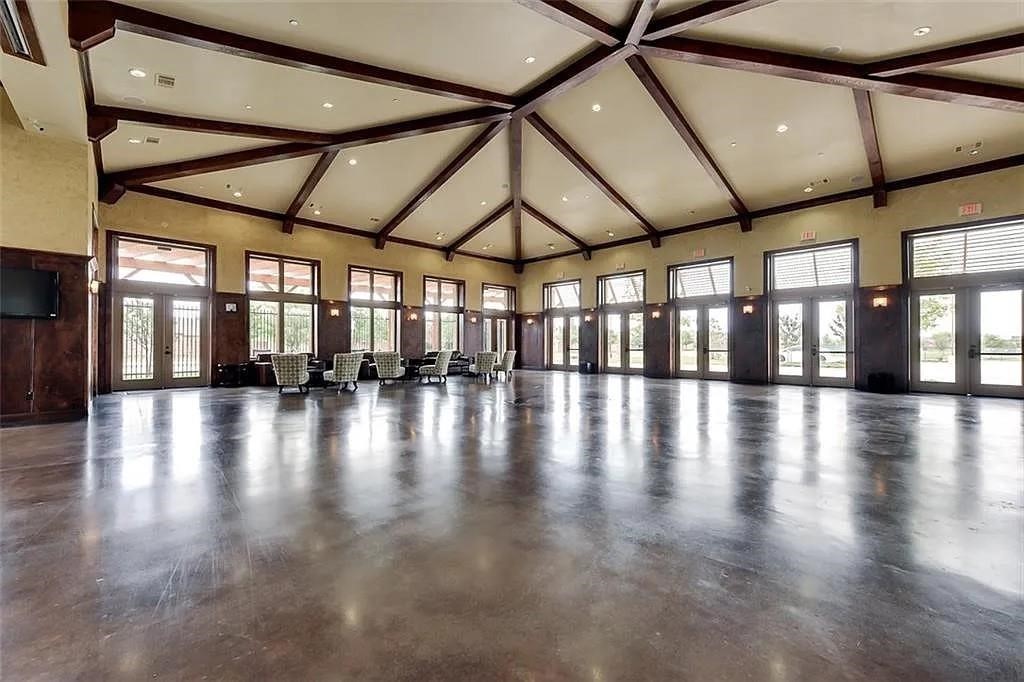 2703 Waterway Drive Grand Prairie TX 75054