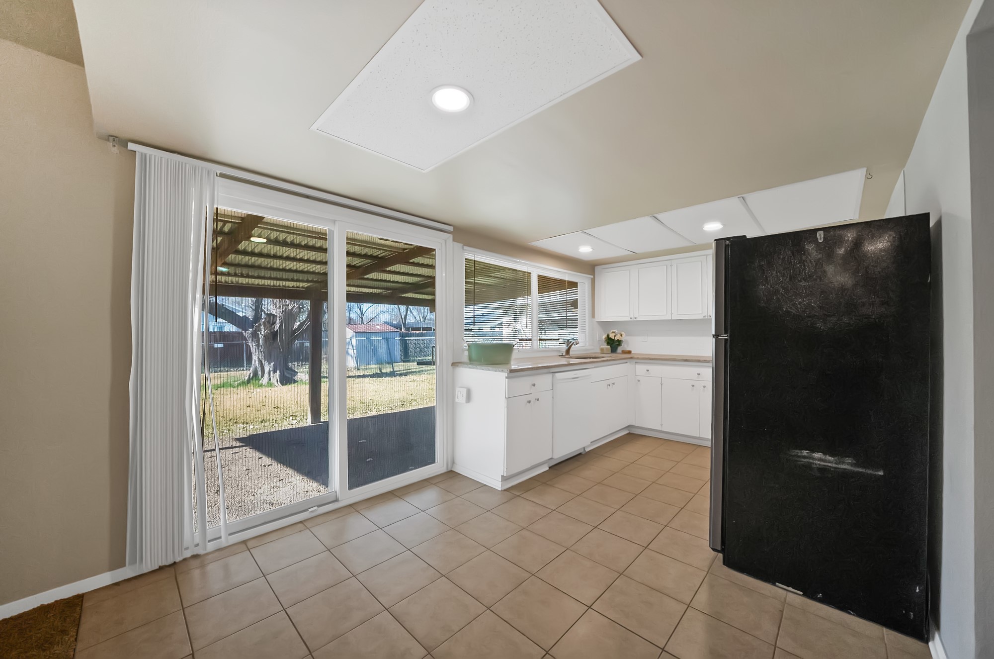909 Ravencroft Drive Garland TX 75043