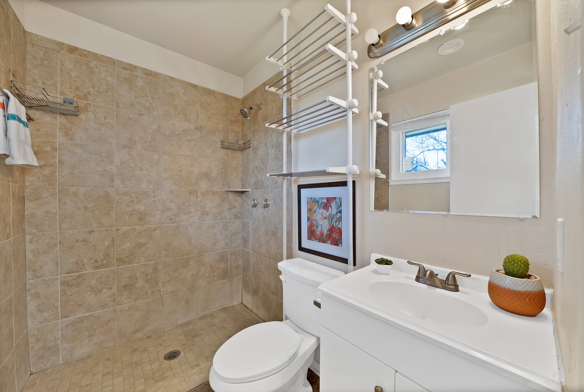909 Ravencroft Drive Garland TX 75043