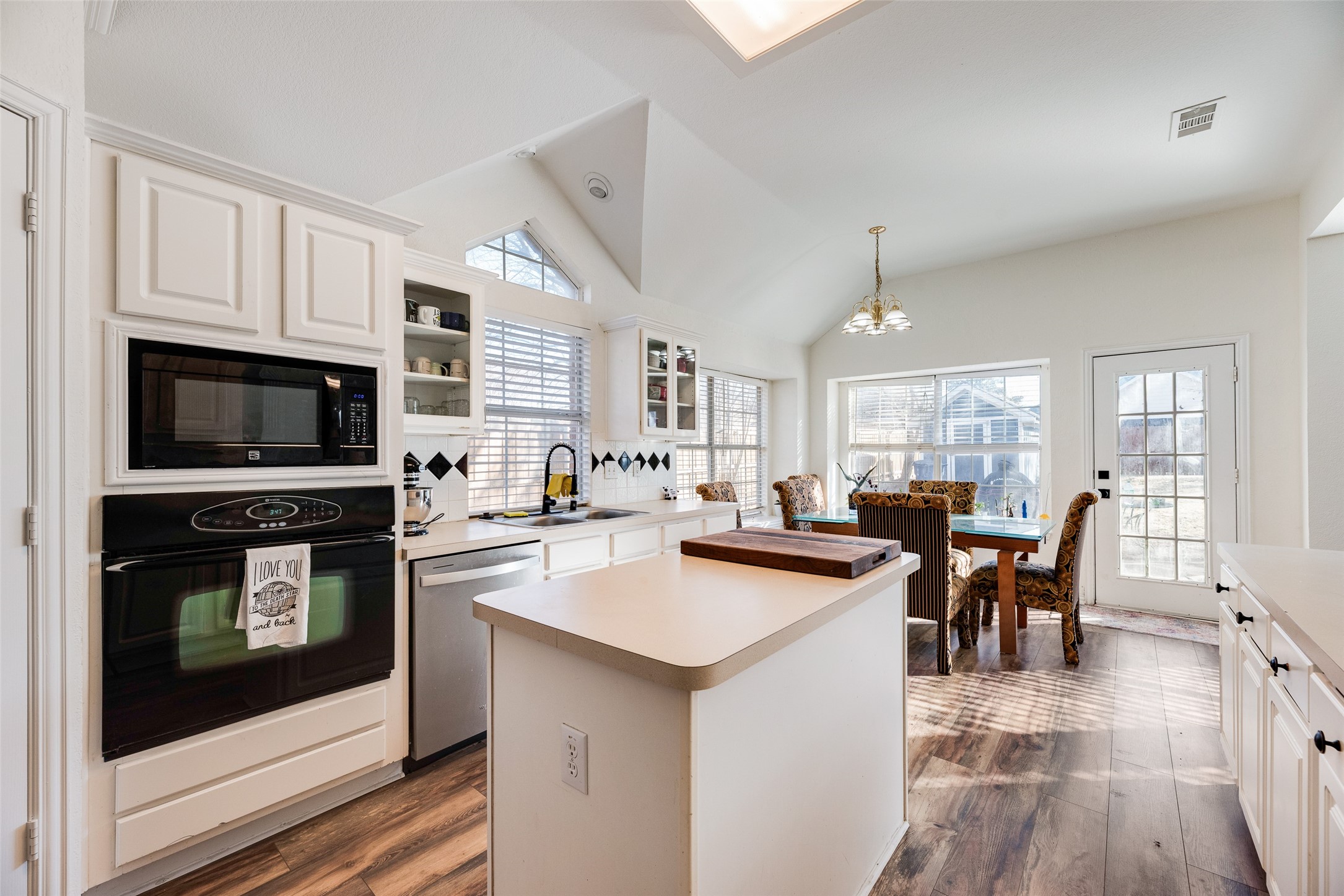 5101 Raincrest Drive Mckinney TX 75071