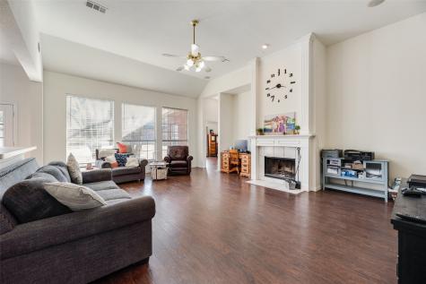5101 Raincrest Drive Mckinney TX 75071