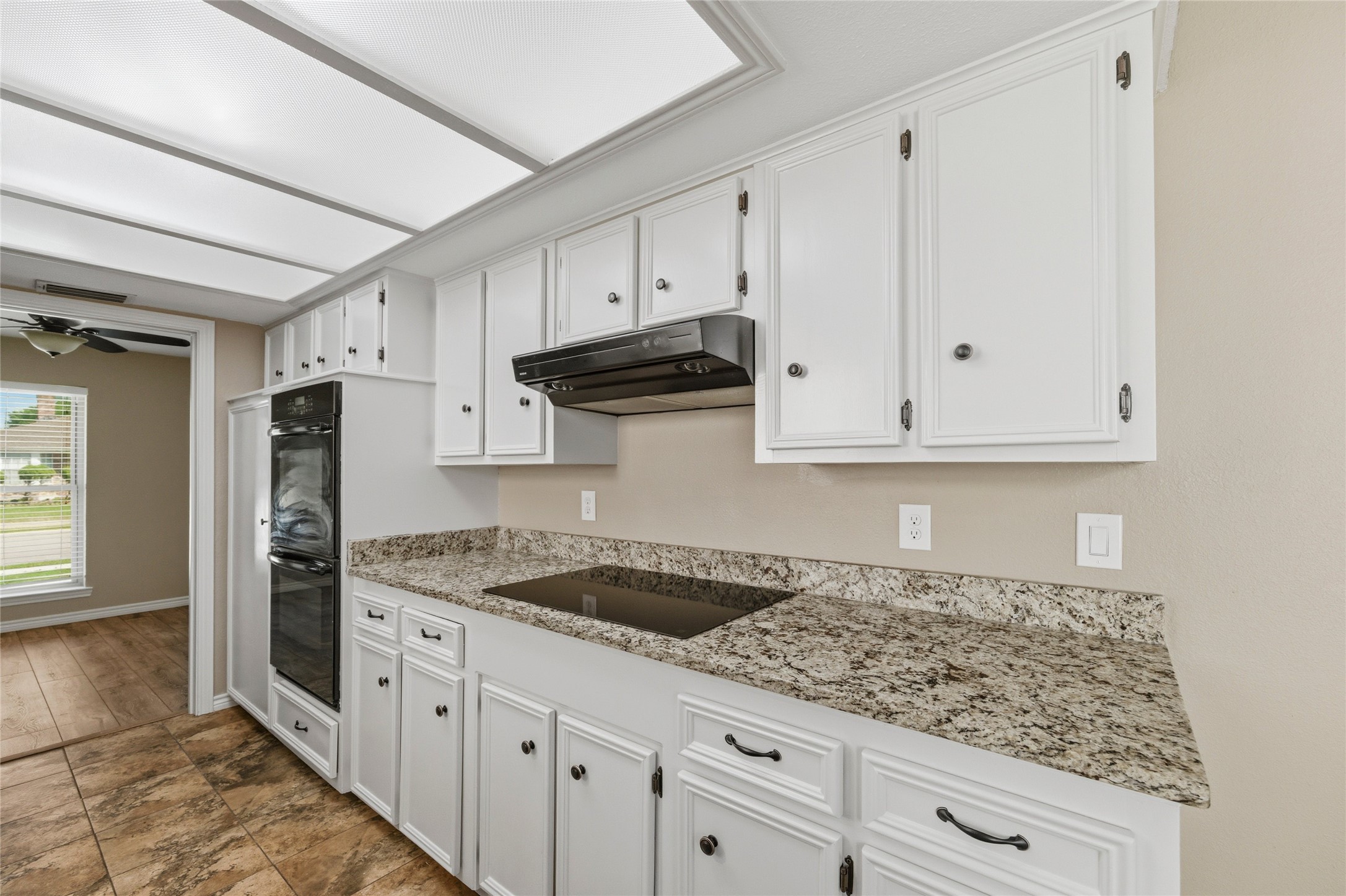 714 Royal Oaks Drive Garland TX 75040