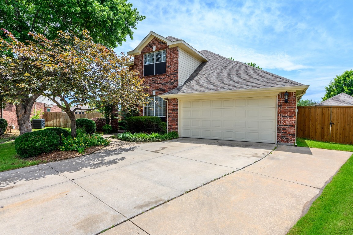 2112 Huron Circle Denton TX 76210