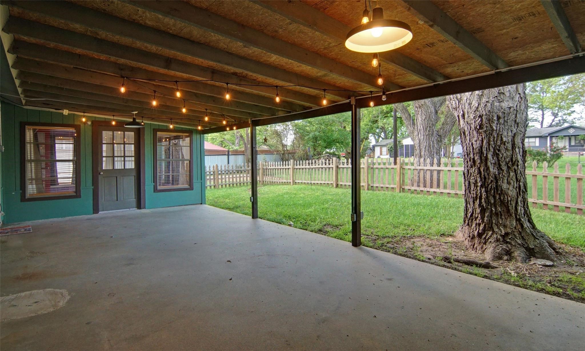 436 E El Camino Real Weatherford TX 76087