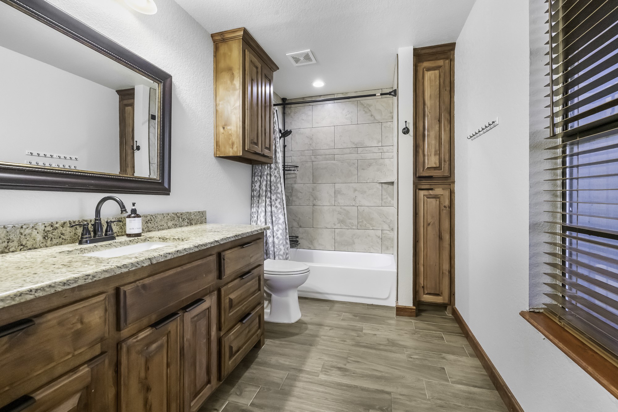 436 E El Camino Real Weatherford TX 76087