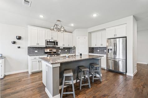 1813 Drover Creek Road Aubrey TX 76227