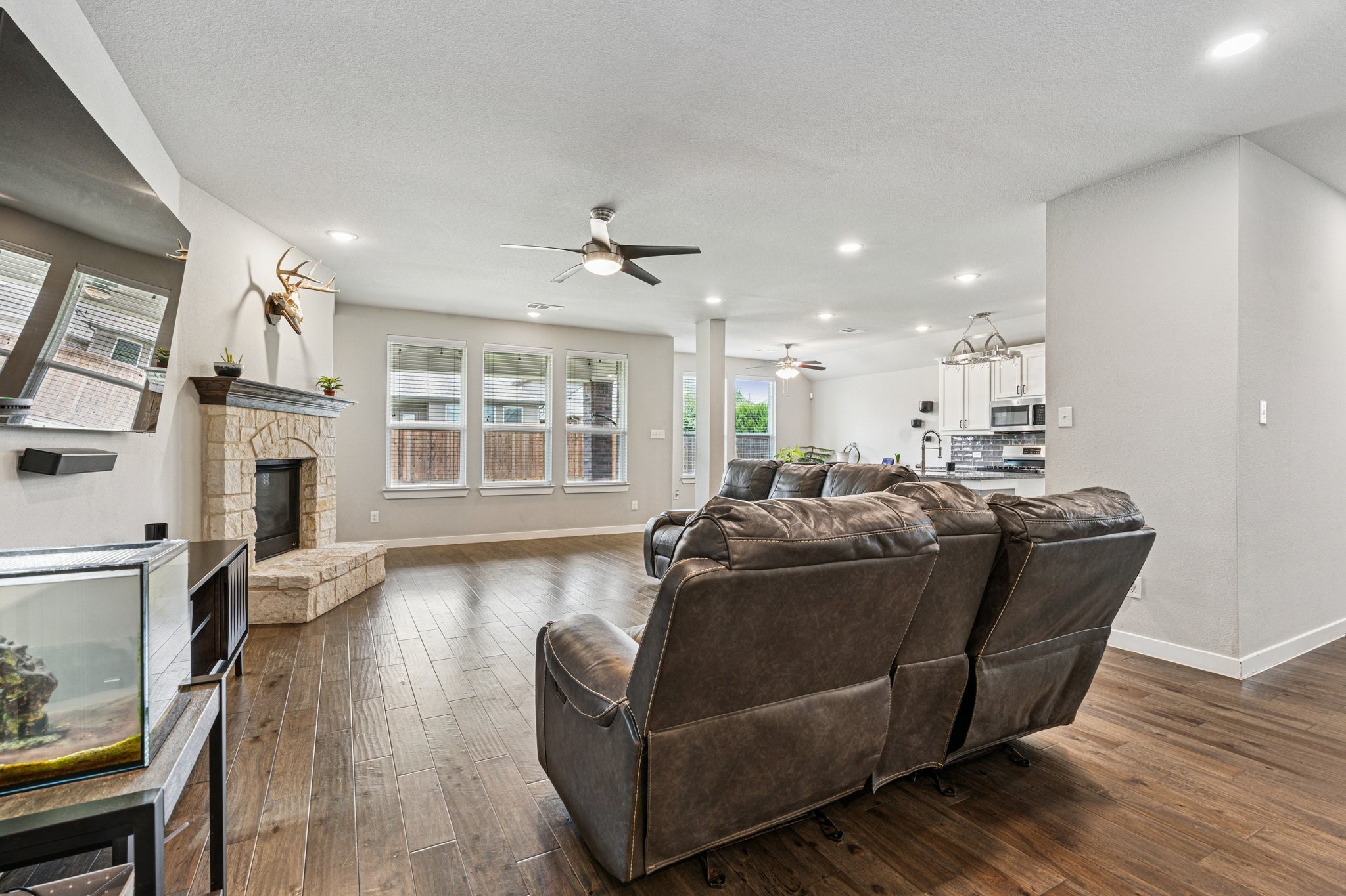 1813 Drover Creek Road Aubrey TX 76227