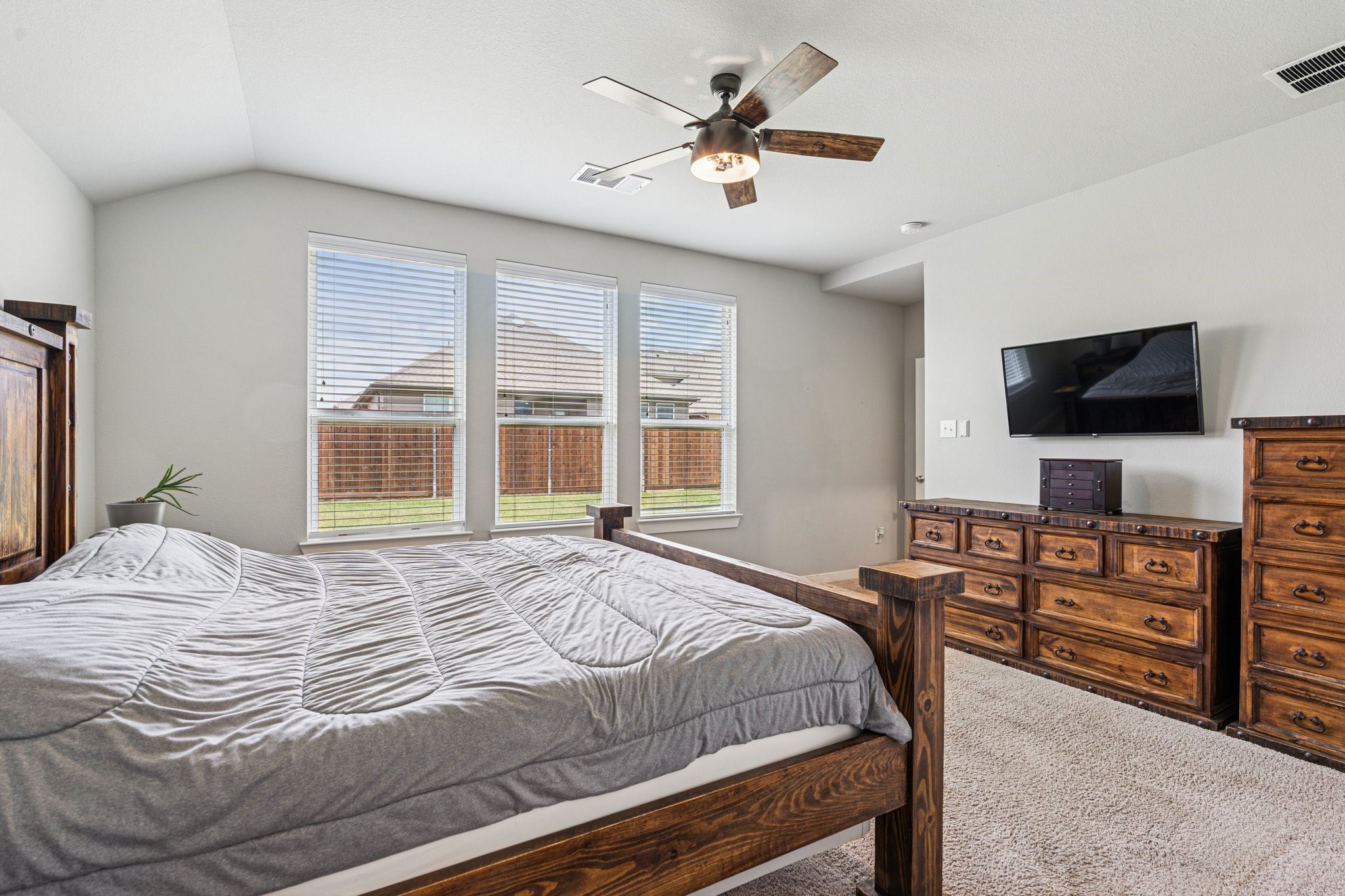 1813 Drover Creek Road Aubrey TX 76227