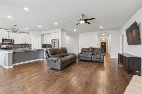 1813 Drover Creek Road Aubrey TX 76227