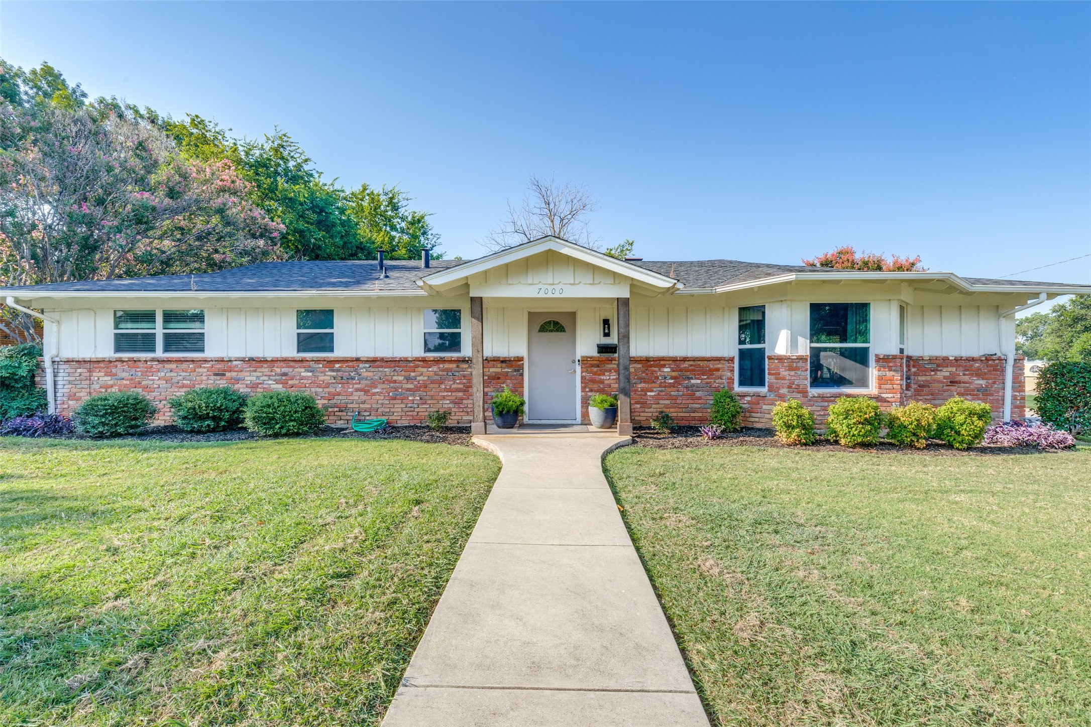 7000 Marilyn Lane North Richland Hills TX 76180