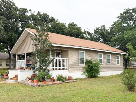 704 E 20th Street Cisco TX 76437
