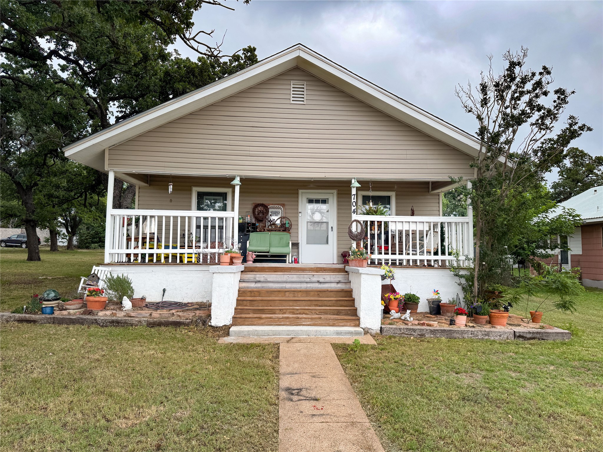 704 E 20th Street Cisco TX 76437