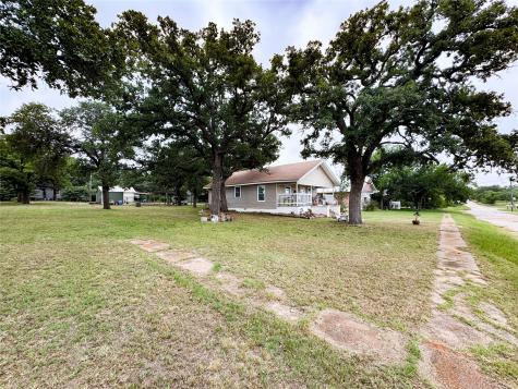 704 E 20th Street Cisco TX 76437