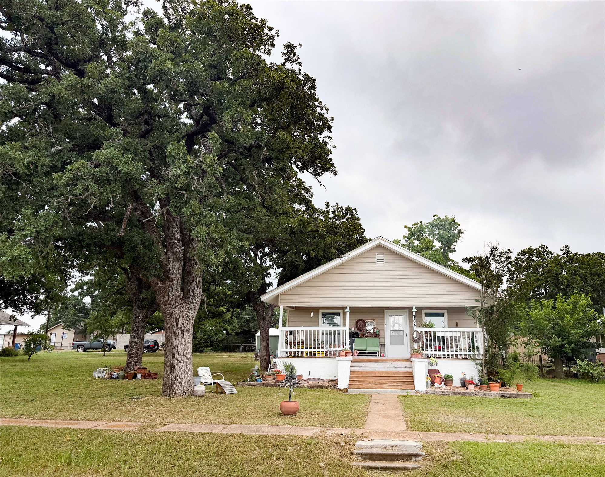 704 E 20th Street Cisco TX 76437