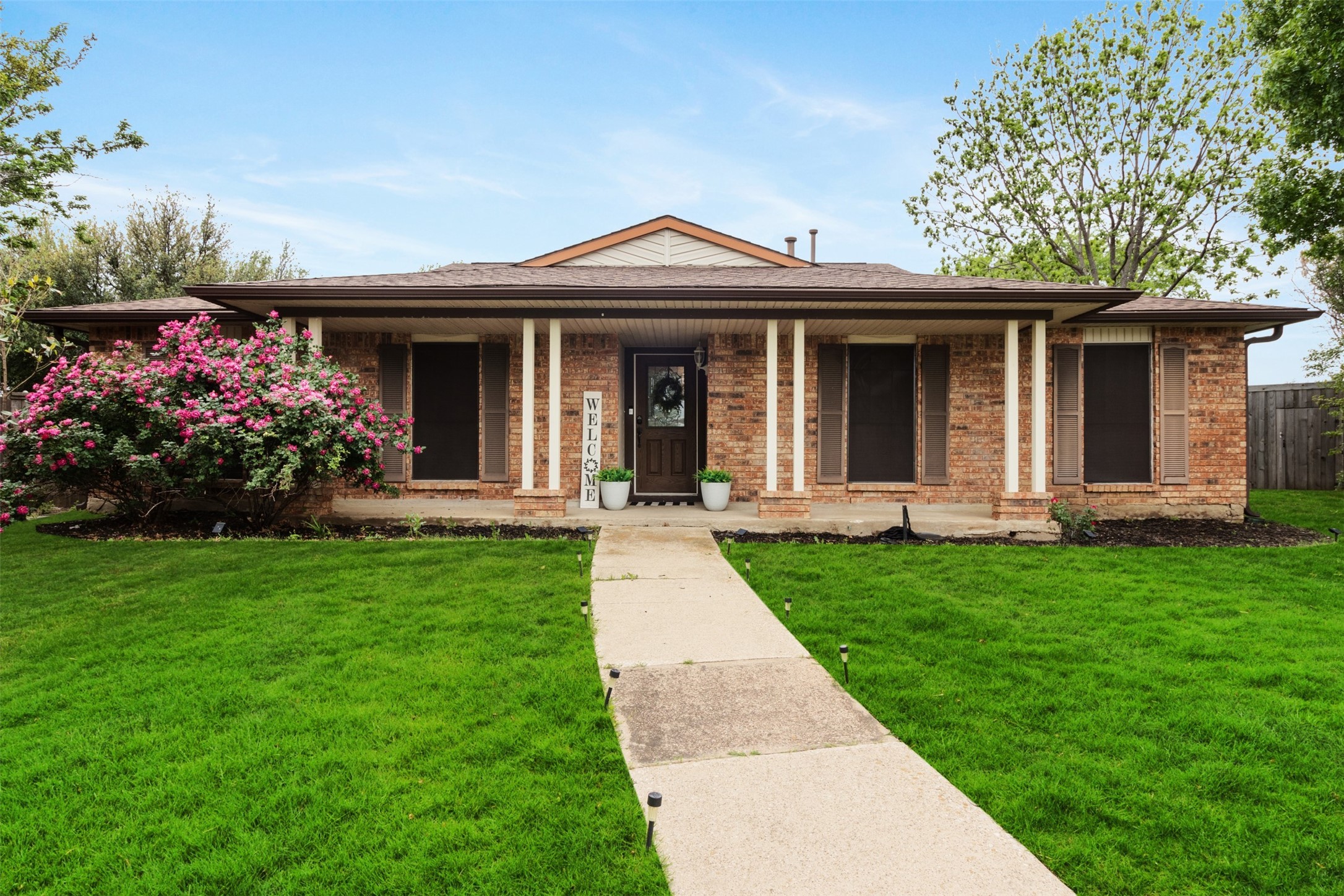 1914 Primrose Lane Carrollton TX 75007