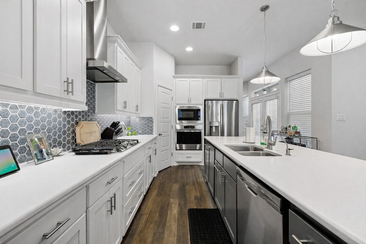 648 Aspen Valley Lane Dallas TX 75208