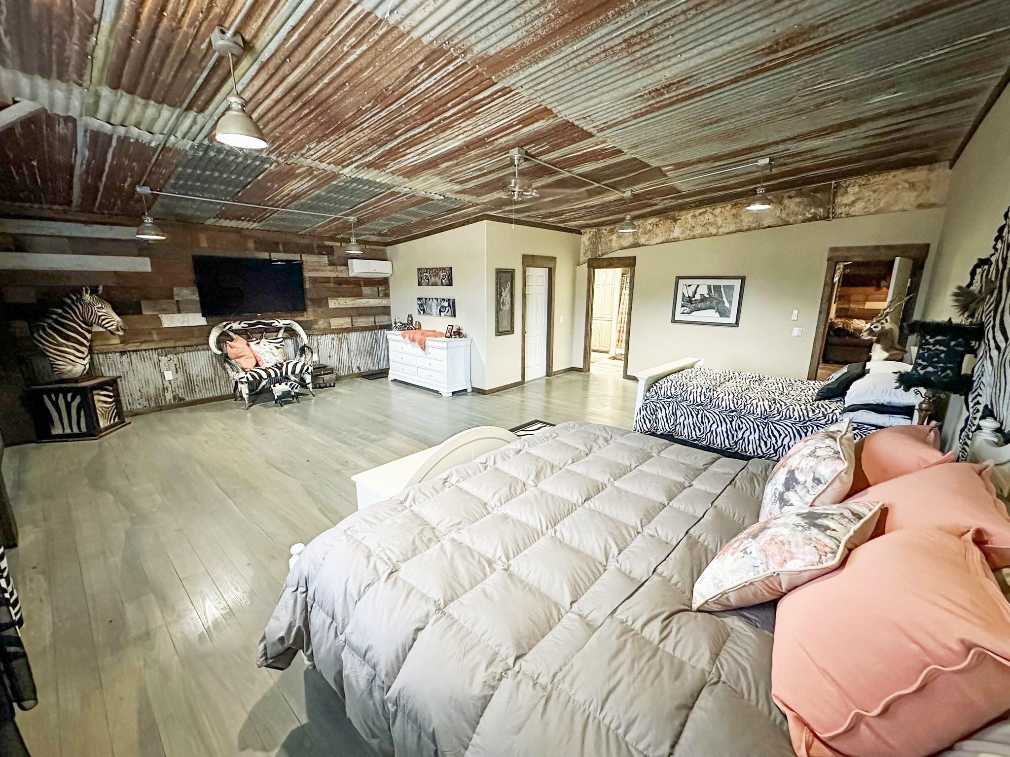 1990 Jim Harry Loop Sunset TX 76270