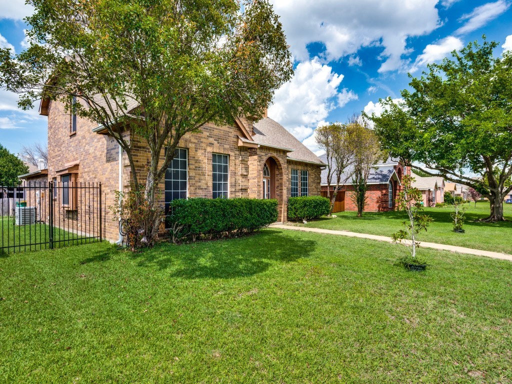 803 Lovern Street Cedar Hill TX 75104