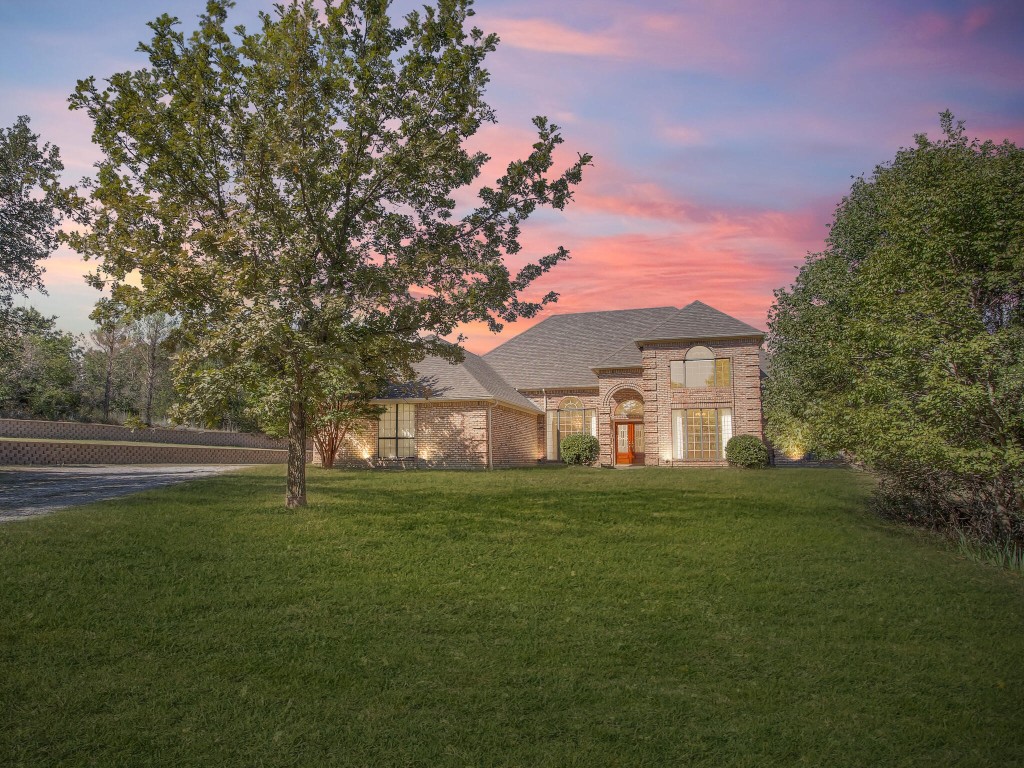 709 W Pradera Court Fort Worth TX 76108