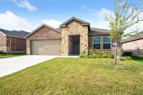 804 English Drive Aubrey TX 76227