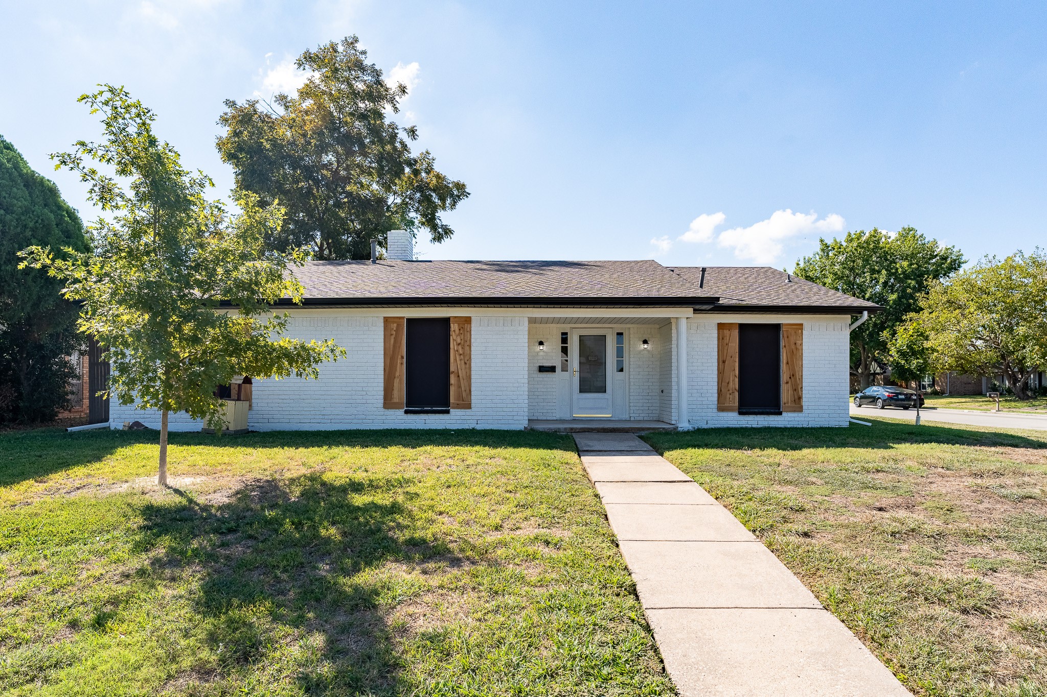 1002 Carriagehouse Lane Garland TX 75040